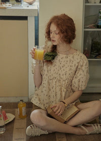 Morning Poem Pintuck Blouse | Vintage Floral Cream Top