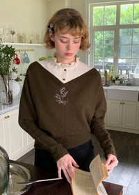 Olive Verse Embroidered Vintage Layered Knitwear