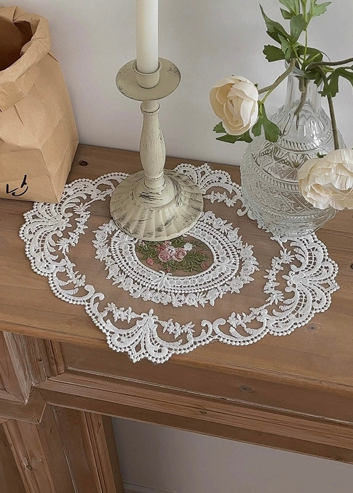 Heirloom Bloom Lace Mat|Vintage Embroidered Floral Placemat