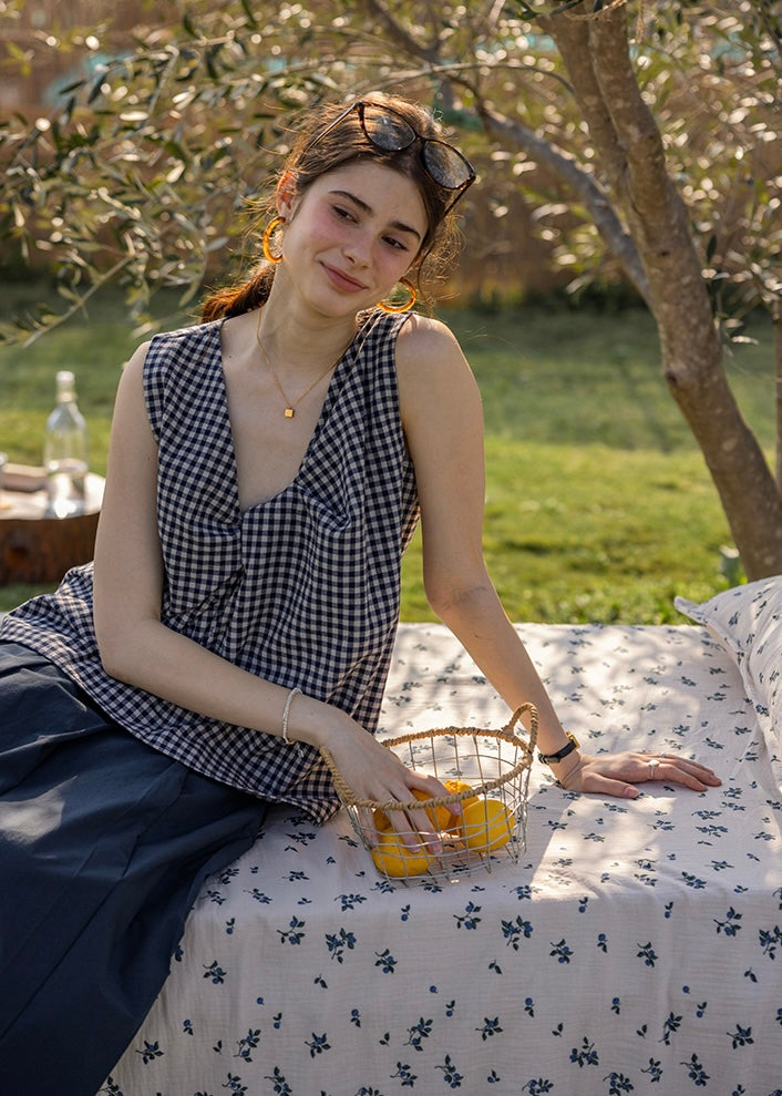 Lemon Noon Check Vest Top | Linen Cotton Sleeveless V-Neck Shirt(2COLOR)