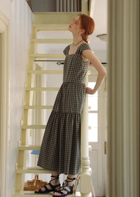 Mellow Check Tiered Dress | Vintage Green Gingham Sleeveless Long Dress