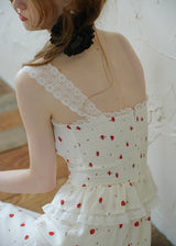 Strawberry Waltz Vintage Ruffle Lace Sleeveless Dress