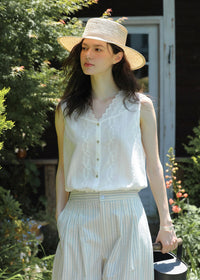 Élise Eyelet Lace Sleeveless Blouse