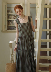 Mellow Check Tiered Dress | Vintage Green Gingham Sleeveless Long Dress