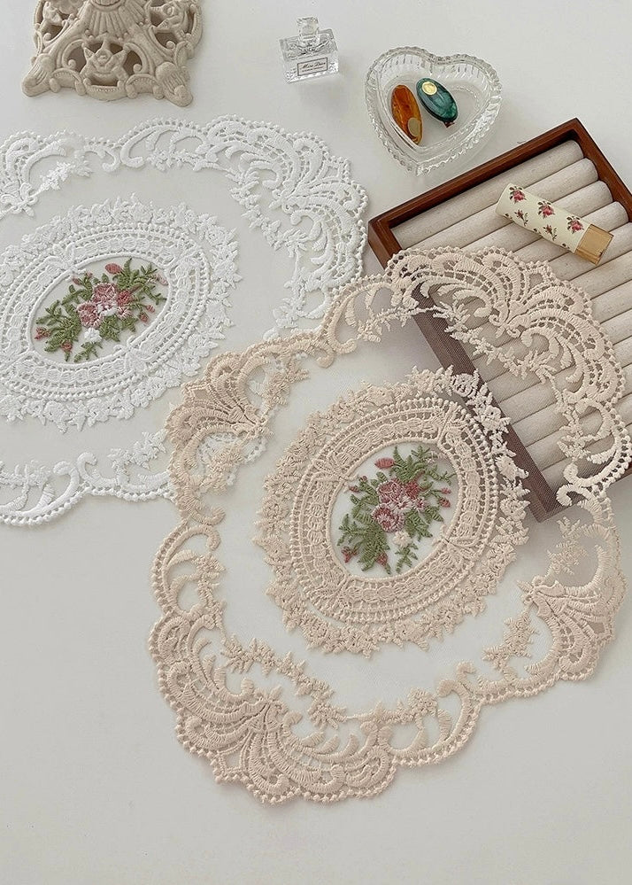Heirloom Bloom Lace Mat|Vintage Embroidered Floral Placemat