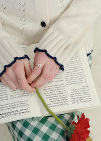 Soft Creamy Ivory Lace Knit Vintage Cardigan