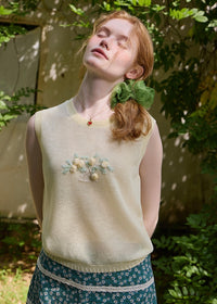 Elara Butter Yellow Floral Embroidered Knit Vest