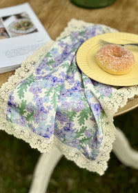 Afternoon Light Floral Table Mat