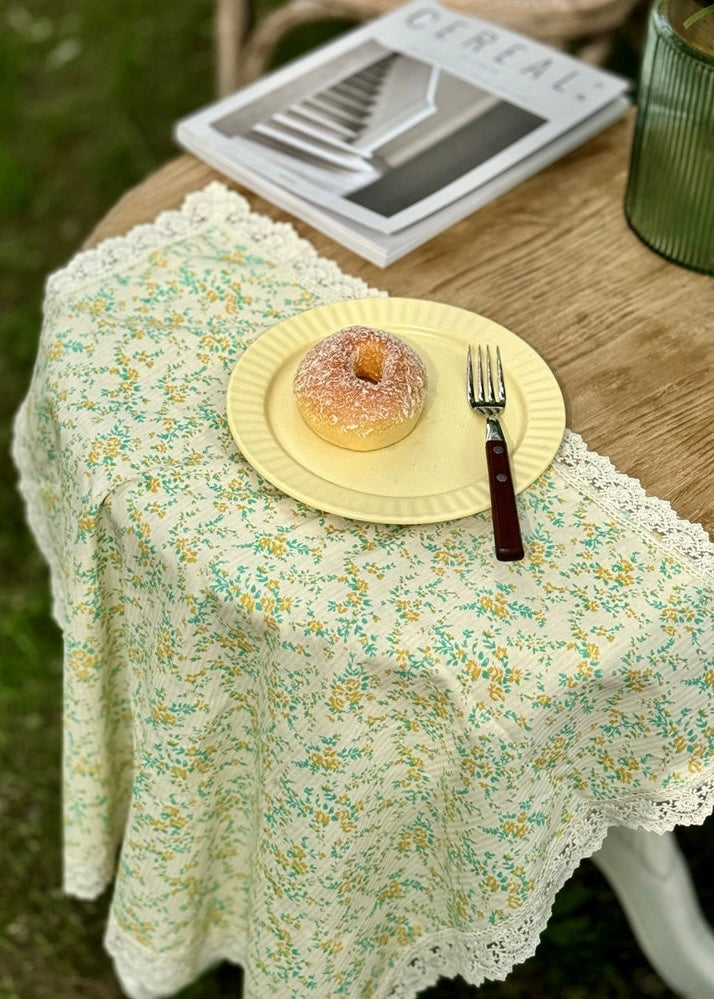 Sunprint Lace Floral Vintage Table Mat