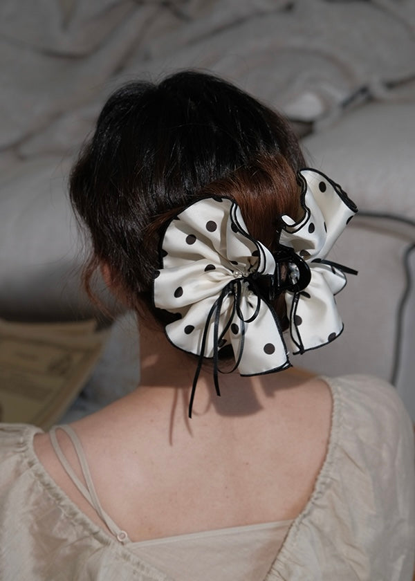 Dot Muse Ribbon Polka Ruffle Claw Clip