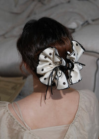 Dot Muse Ribbon Polka Ruffle Claw Clip
