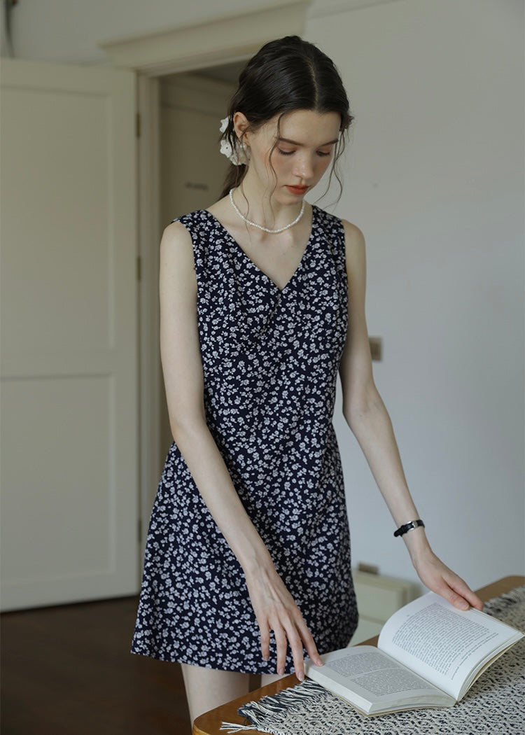 Midnight Daisy Mini Dress | Vintage Navy Floral Sleeveless Dress