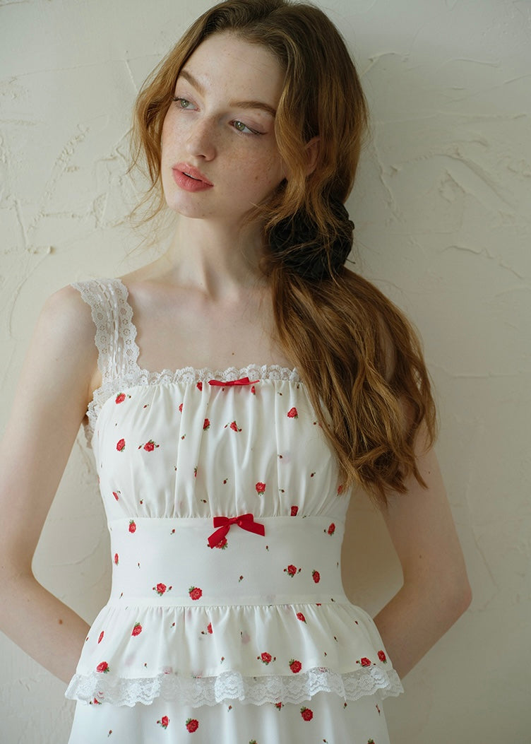 Strawberry Waltz Vintage Ruffle Lace Sleeveless Dress