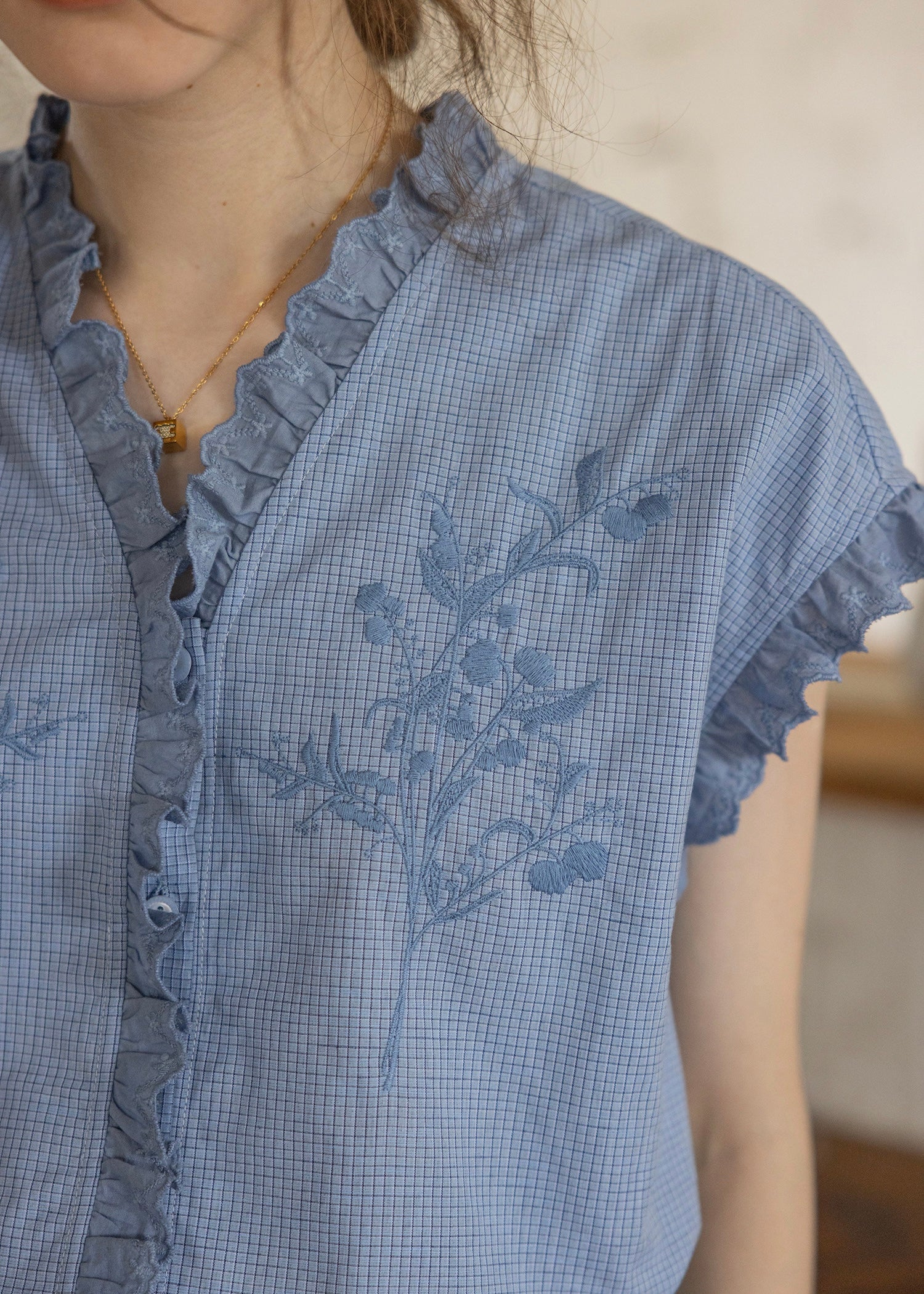 Embroidered Frill Sleeve Linen Blend Blouse(2COLOR)