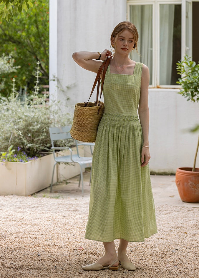 Garden Rhythm Smocked Waist Sleeveless Dress(2COLOR)