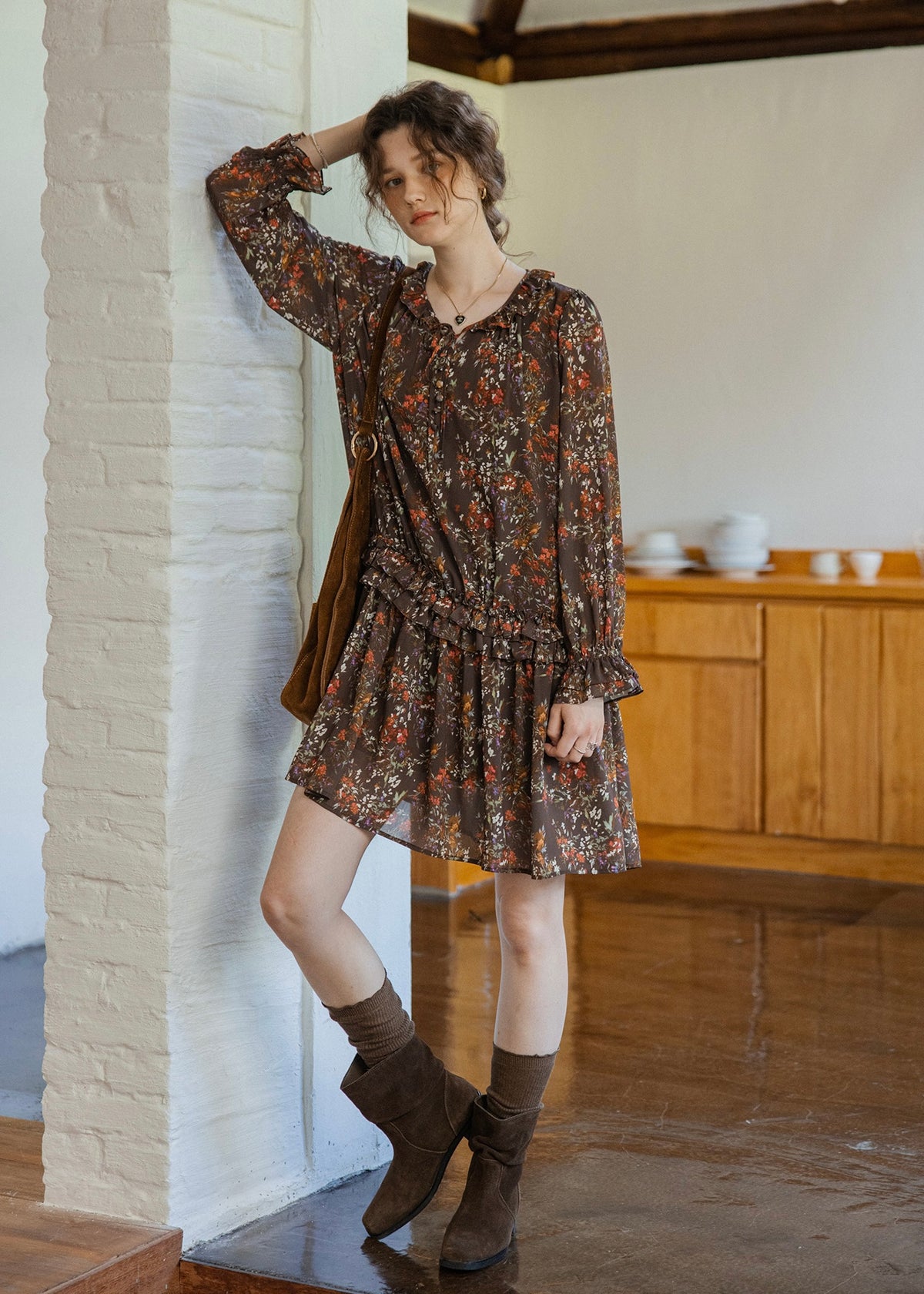 Fleur Noire Vintage Floral Ruffle Collar Midi Dress