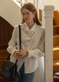 Cloud Jasmine Embroidered Lace Collar Blouse