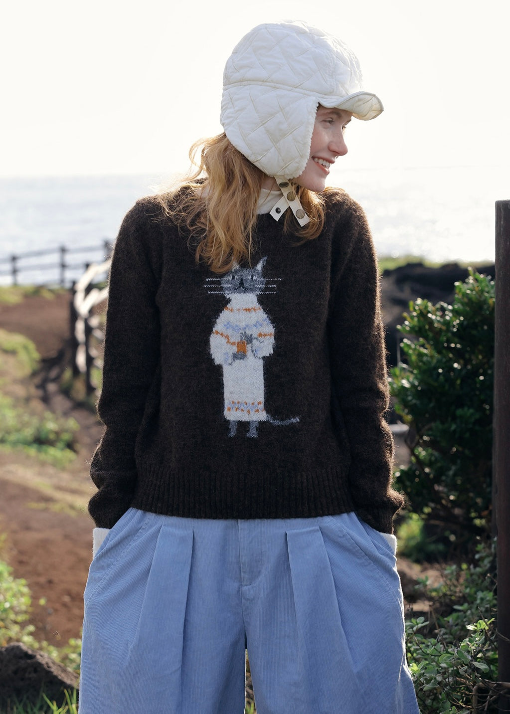Vintage Cat Jacquard Crew Neck Knit Sweater