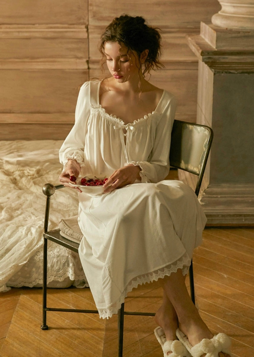 Vintage Lace Trim Long Sleeve Nightgown(2COLOR)