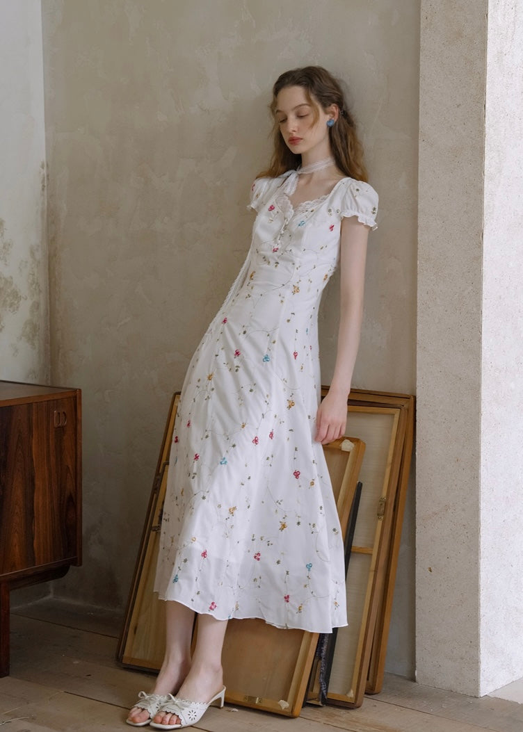 Petal Notes Vintage Embroidered Lace Dress