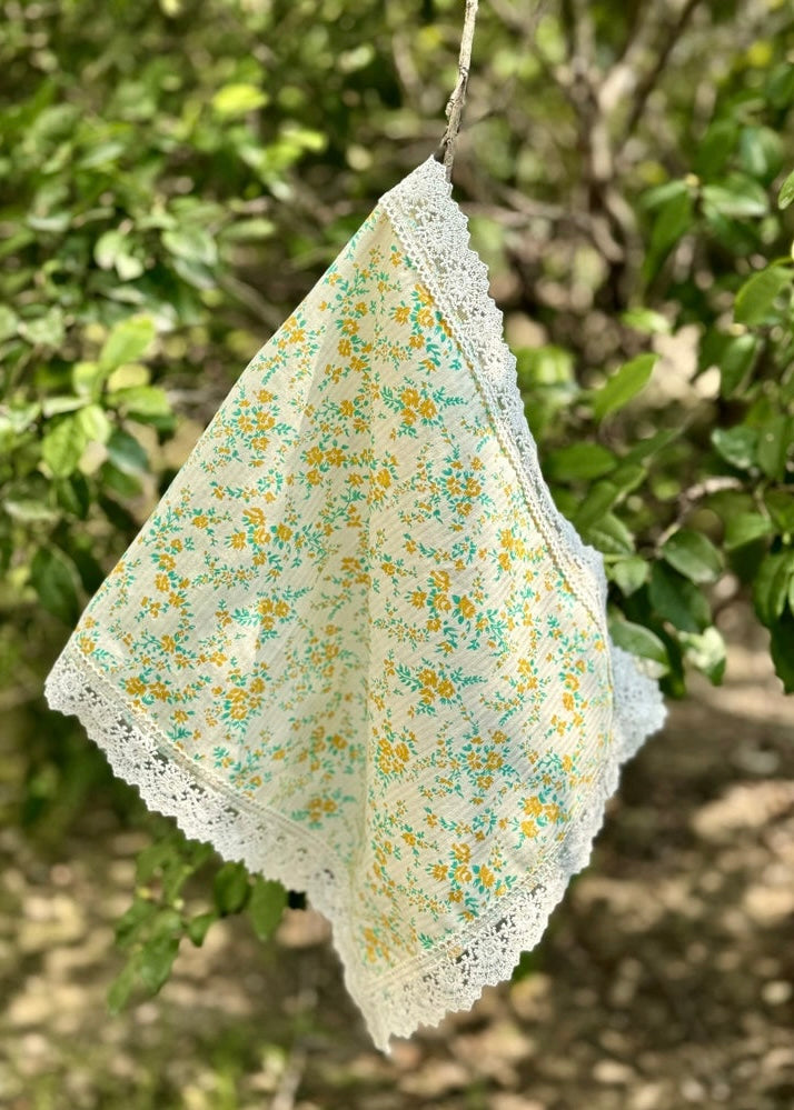 Sunprint Lace Floral Vintage Table Mat
