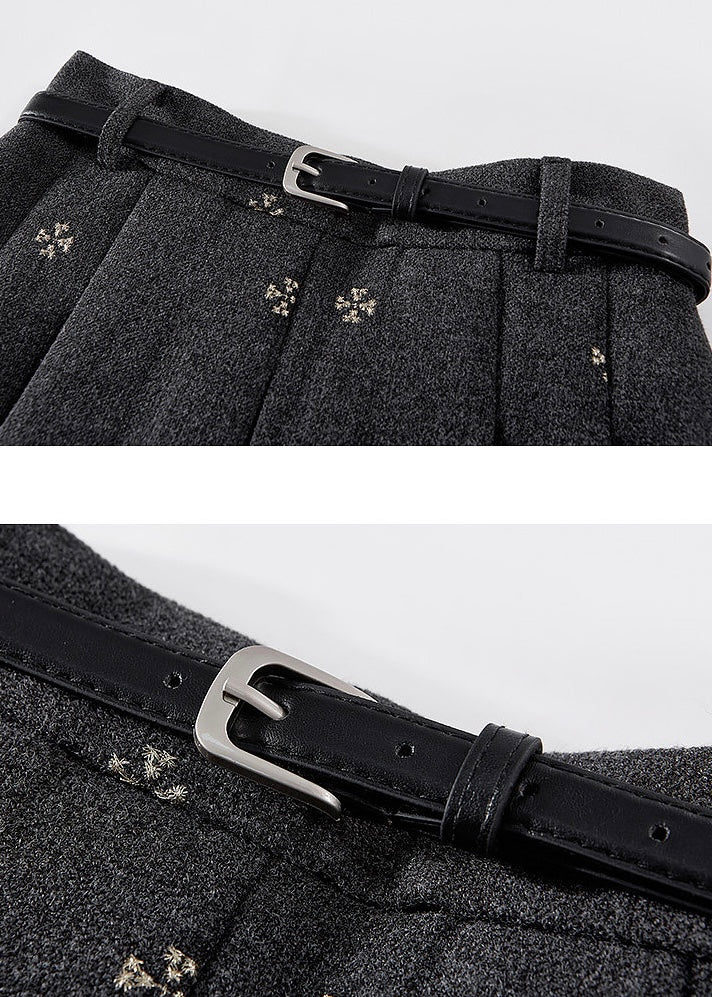 Vintage Floral Embroidered Pleated Mini Skirt with Belt